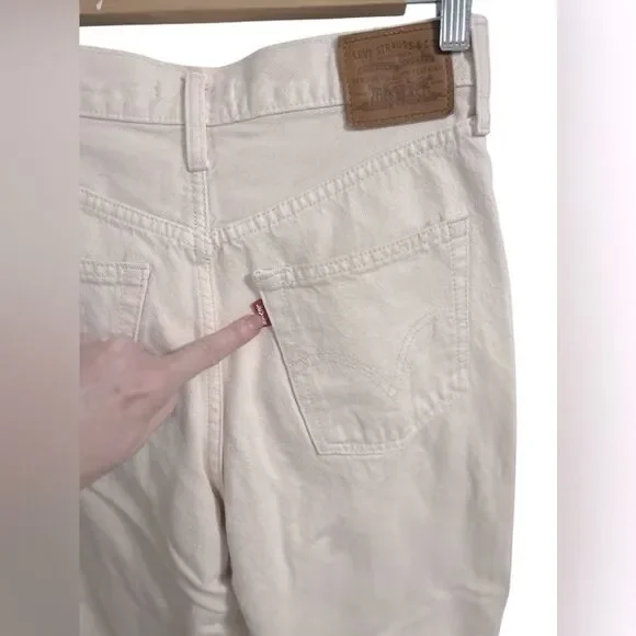 Levi's® Wellthread® High
Loose taper Jeans 27 / 4 light pink - Picture 2 of 14